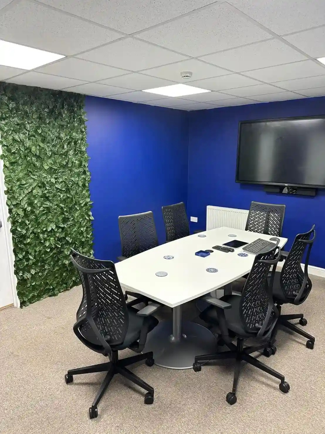 GNN Solutions Boardroom